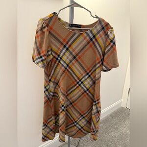 Madison Leigh Multicolor Plaid Dress!